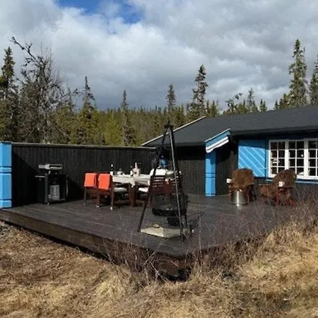 Timber With Wood-fired Hot Tub In *