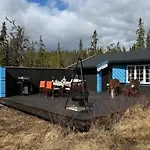 Timber With Wood-fired Hot Tub In *