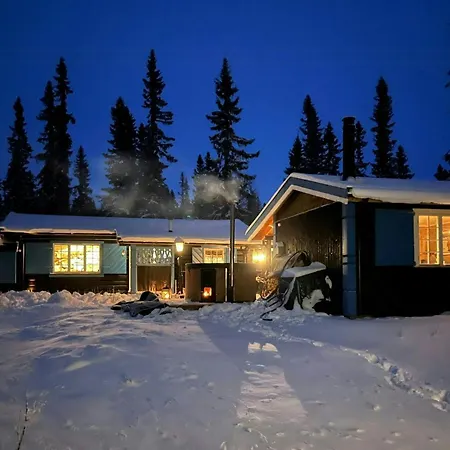 Ferienhaus Timber With Wood-fired Hot Tub In Trysil *