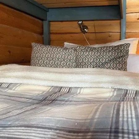 Timber With Wood-fired Hot Tub In Trysil Ferienhaus